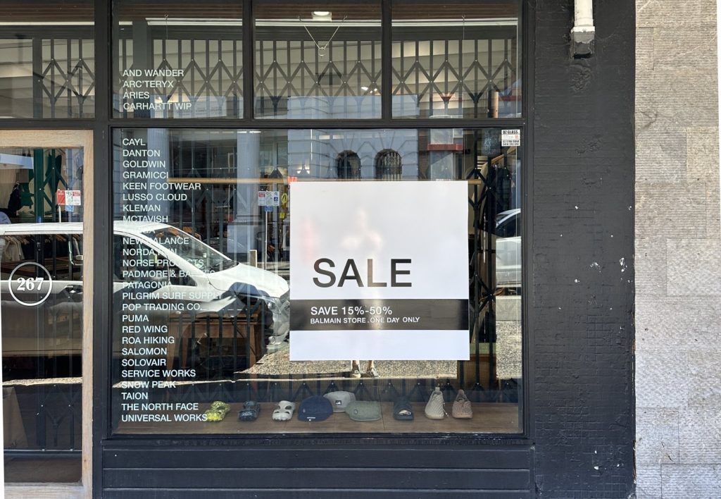 Basic SALE Sign