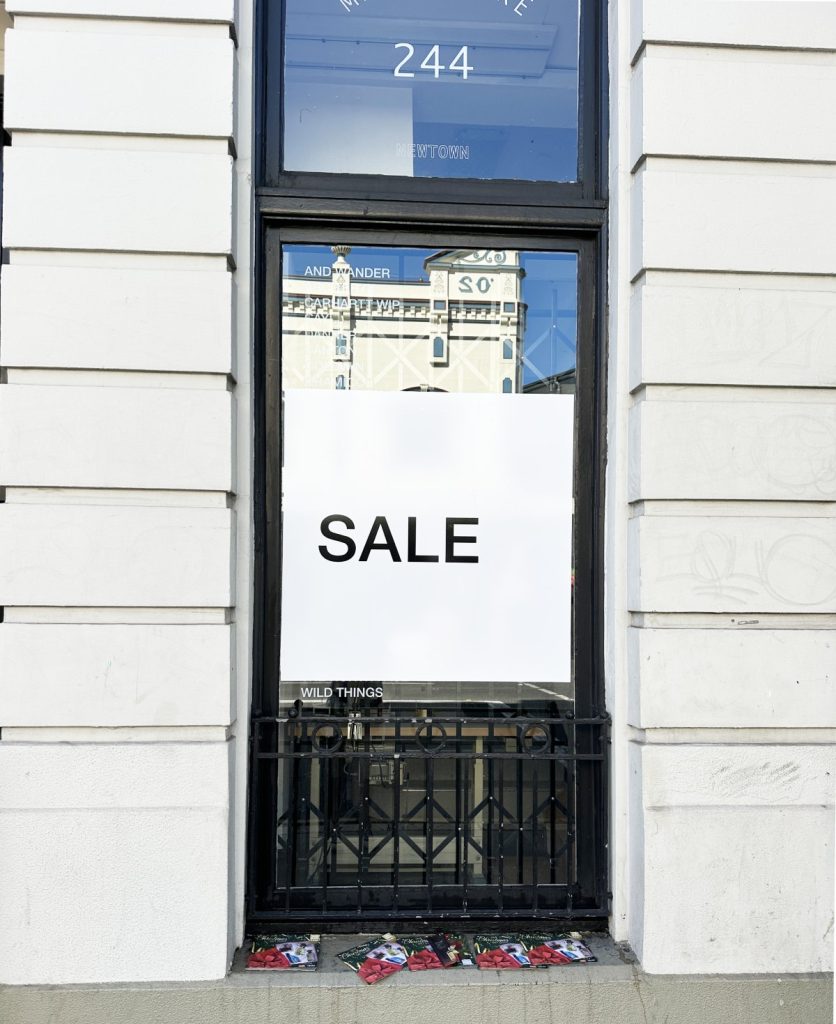 Basic SALE Sign